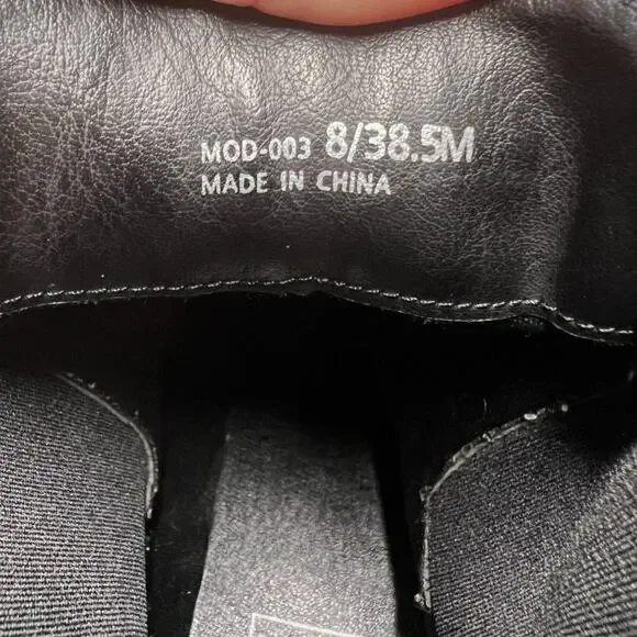 DIRTY LAUNDRY Monet Chelsea Boots Women's 8 Black Platform Rugged Lug Sole READ - Picture 12 of 12